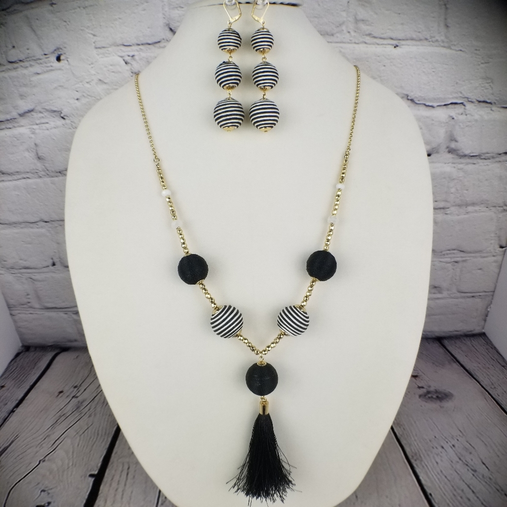 INC International Concept Necklace & Earring Set